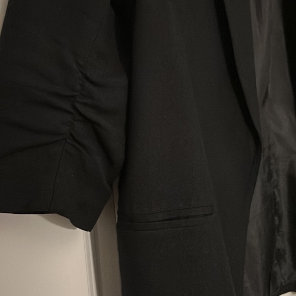 Premise Blazer - Picture 2 of 3